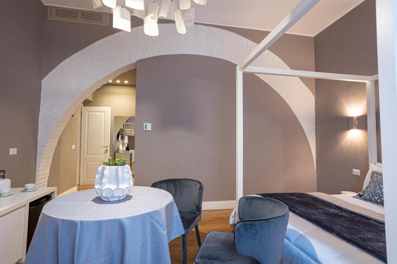 Cardilli Luxury Rooms Рим Екстериор снимка