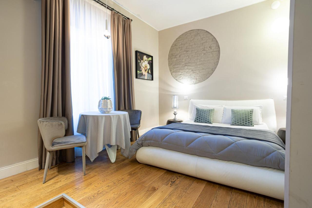 Cardilli Luxury Rooms Рим Екстериор снимка